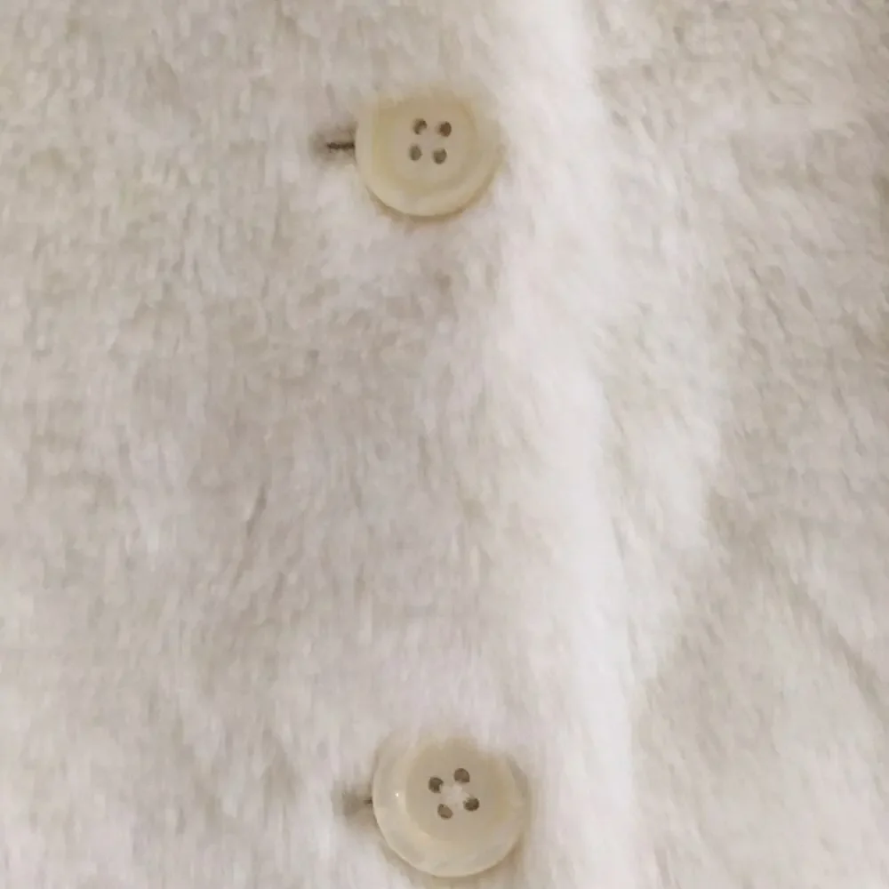 Gap kids 2T white fur 3 button jacket nwot
